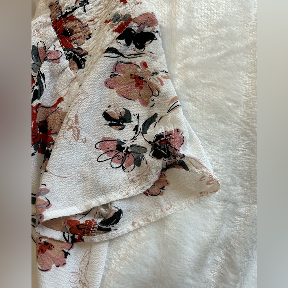 Umgee Floral Peasant Tunic Top Size Small - Picture 7 of 10